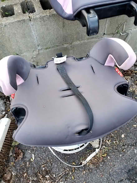 Photo of free Graco car seat (Roslindale) #3