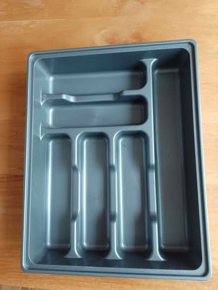 Photo of free Expanding drawer tidy (New Marston OX3) #4