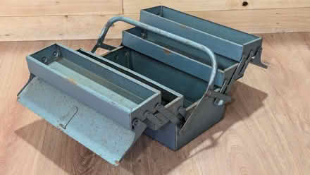 Photo of free Metal tool chest - dimensions 39x21x21cm (Portsea PO1) #3