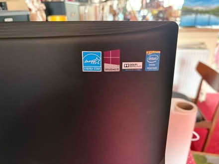 Photo of free Lenovo all in one PC can run Windows 10 (Cowley OX4) #3