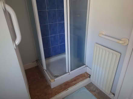 Photo of free Various Bathroom Fixtures (Penrith CA11) #3