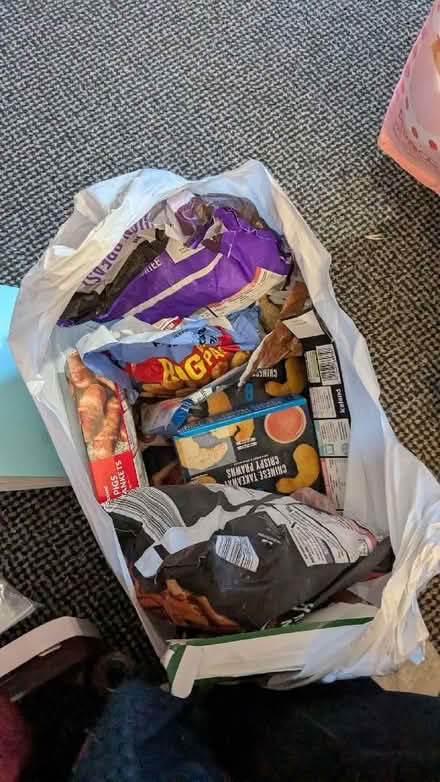 Photo of free bag of frozen food (Braithwaite BD22) #1