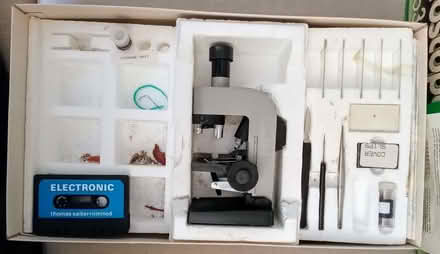 Photo of free Kids microscope set (Drum Brae EH4) #2