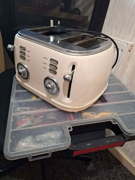 Photo of free toaster (Crownhill MK8) #1