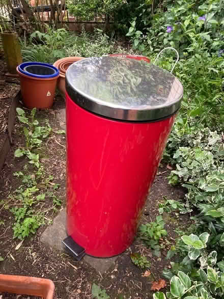 Photo of free Kitchen bin (University Area RG1) #1