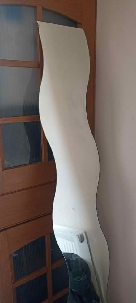 Photo of free Wave shaped mirror (Leeds LS11) #1