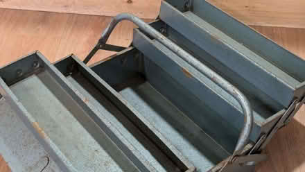 Photo of free Metal tool chest - dimensions 39x21x21cm (Portsea PO1) #2