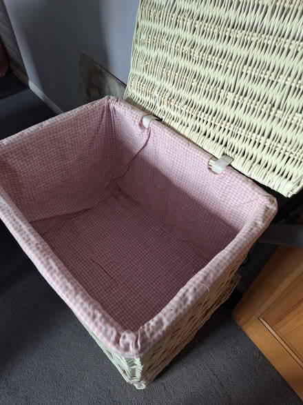 Photo of free 2 white wicker hampers (South Green CM11) #1