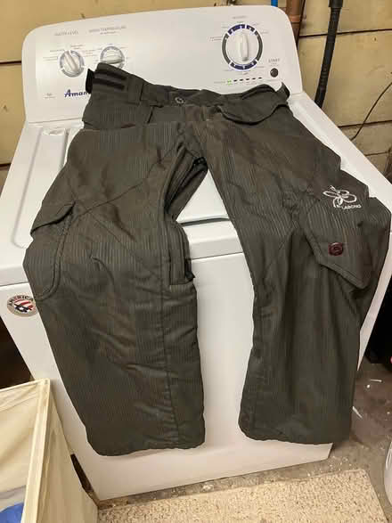Photo of free Women’s snowboarding/ski pants (Arlington/West Medford line) #1