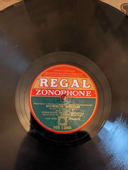 Photo of free Vinyl Records Collection - 78s (Runcorn WA7) #4