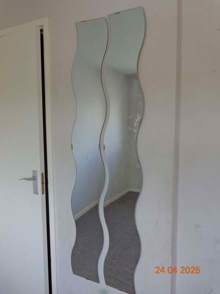 Photo of free Two mirrors (Stocker Flat DE24) #1