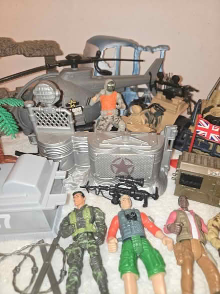 Photo of free Children's Military themed toys (Moreton CH46) #3