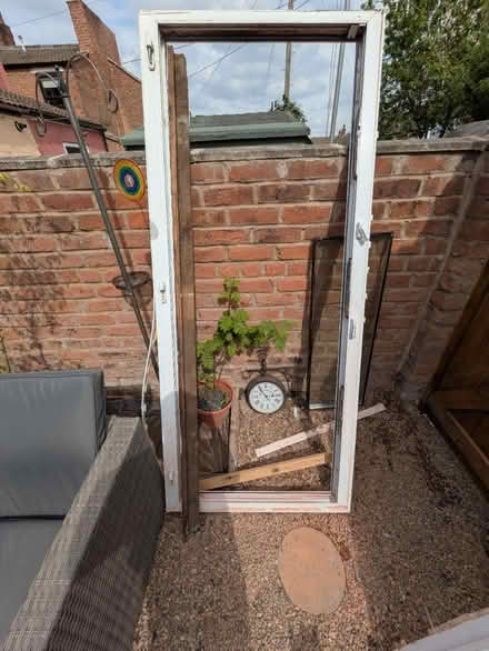 Photo of free UPVC Door and Frames (Runcorn WA7) #2