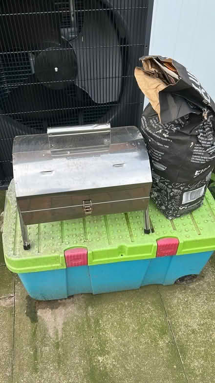 Photo of free Table top bbq (Sy4 1bq) #1