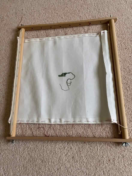 Photo of free Embroidery frame and canvas (Greywell RG29) #1