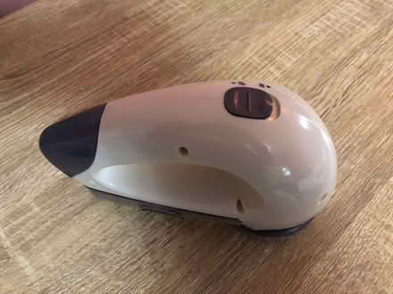 Photo of free Fabric debobbler (Jesmond NE2) #2