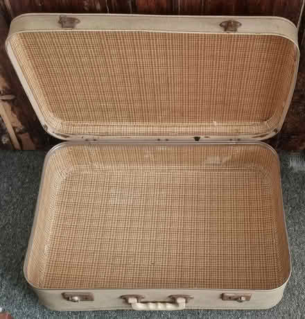 Photo of free 1960's Vintage Foxcroft Suitcase (TA1) #2