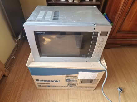 Photo of free Combination Microwave (Part Working, please read) (Foots Cray DA14) #2