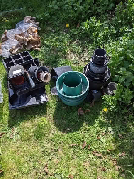 Photo of free Plastic plantpots (Colchester CO4) #1