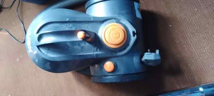 Photo of free Vax power 4 cylinder vacuum cleaner (Thornton Heath) #2