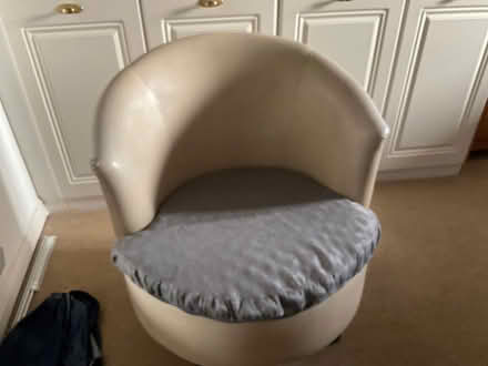 Photo of free Tub chair (Colletts Green WR2) #1