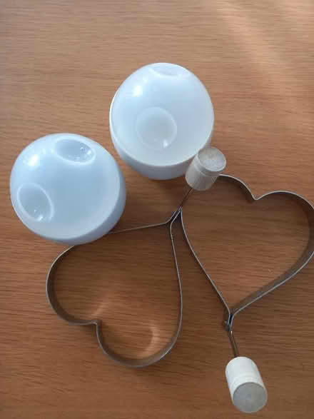 Photo of free All Things Egg (2 microwave egg boilers & 2 Fried Egg Heart (Panshanger AL7) #1