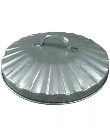 Photo of Metal Dustbin Lid (Swindon SN5) #1