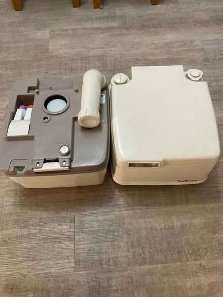 Photo of free Porta Potti 265 (Inchinnan PA8) #3