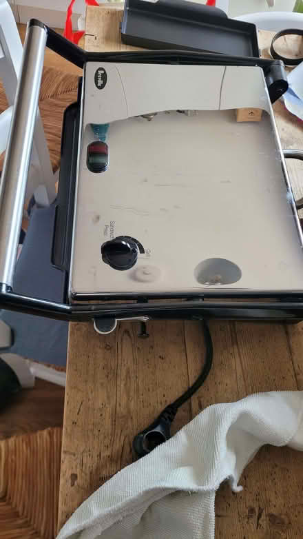 Photo of free Professional grill and sandwich press (Richmond TW10) #1