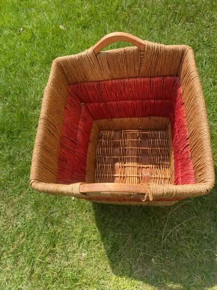 Photo of free Very Large Harrods Basket (Canford Cliffs BH13) #2