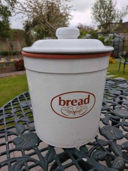 Photo of free Bread bin (Ingrave CM13 3QJ) #1