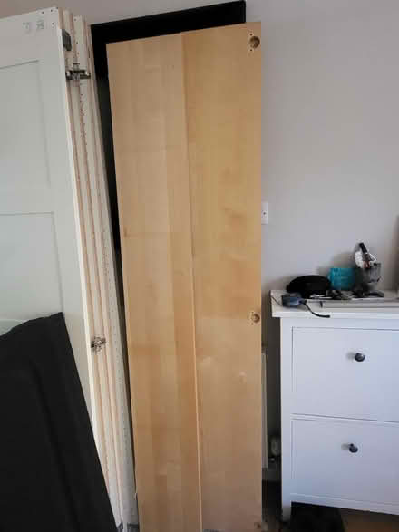 Photo of free Possibly Shelves (Elm farm aylesbury HP21) #1