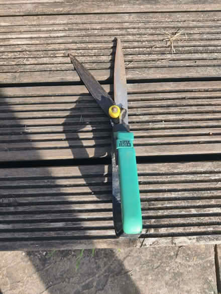 Photo of free Garden hand shears / cutters. (West Farleigh ME15) #1
