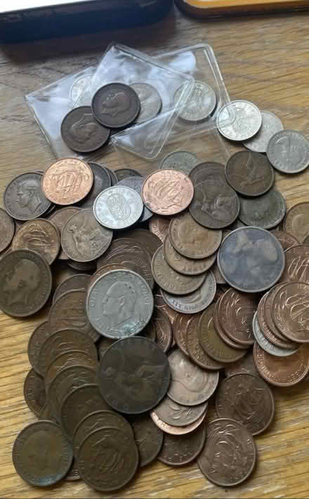 Photo of Old coins and notes Worldwide (LE16 Market Harborough) #1