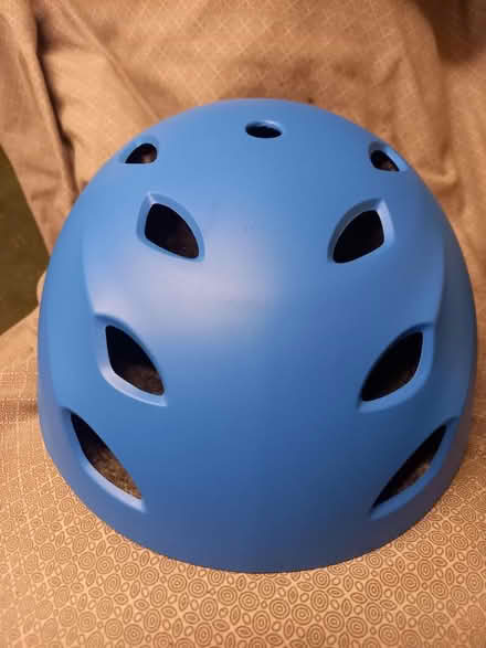Photo of free Cycle helmet brand new (Bowers Gifford SS13) #2