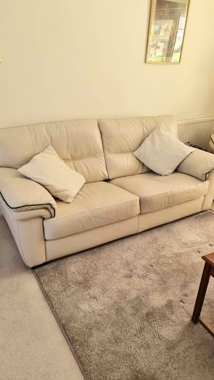Photo of free 3 seater plus 2 armchairs (Wembley) #2