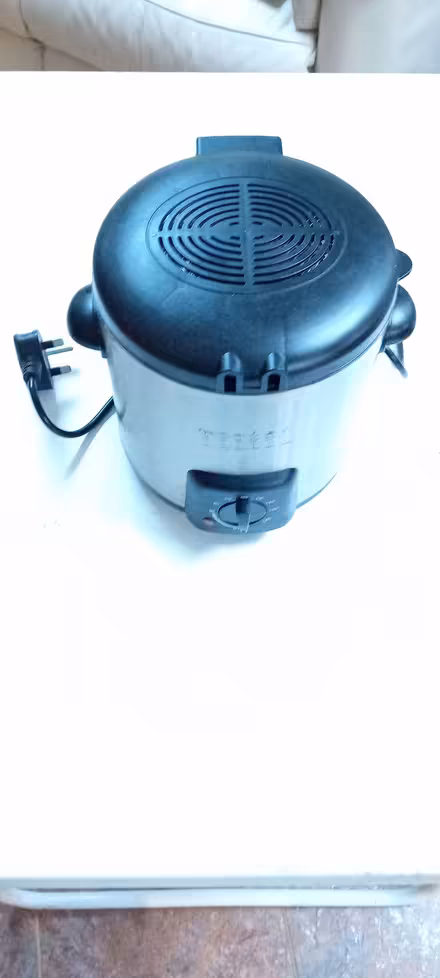 Photo of free Small Basket Fryer (Hackney Cross WR13) #2
