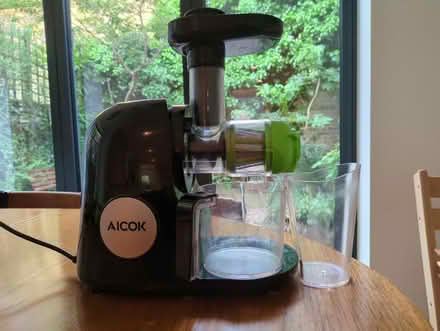 Photo of free Cold pressed juicer - great condition (N16) #1