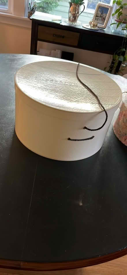 Photo of free Hat Boxes (Queen Anne) #4