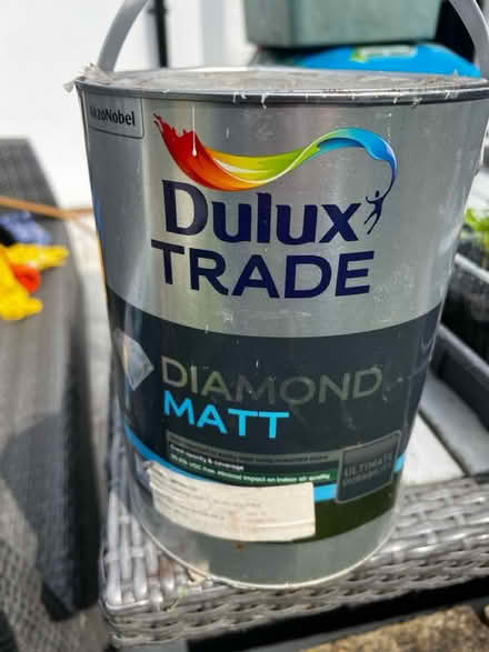 Photo of free Full tin of cream paint 5L (Surbiton KT5) #1
