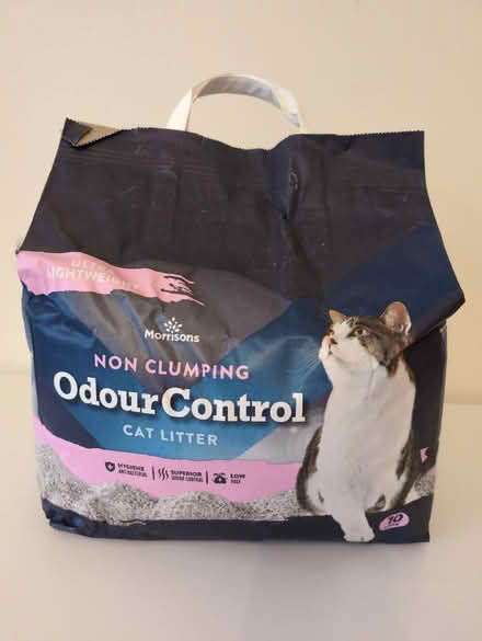 Photo of free Bag of cat litter (New Brighton) #1