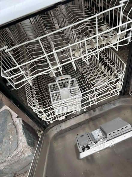 Photo of free Dishwasher (Wigton CA7) #4