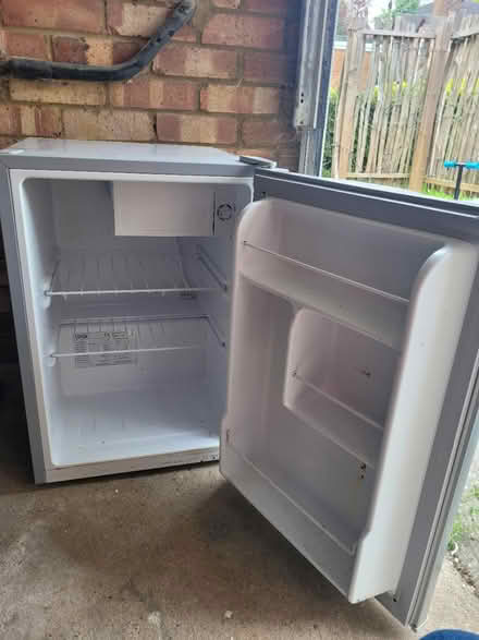 Photo of free Dryer and mini fridge (Harpenden batfor) #4