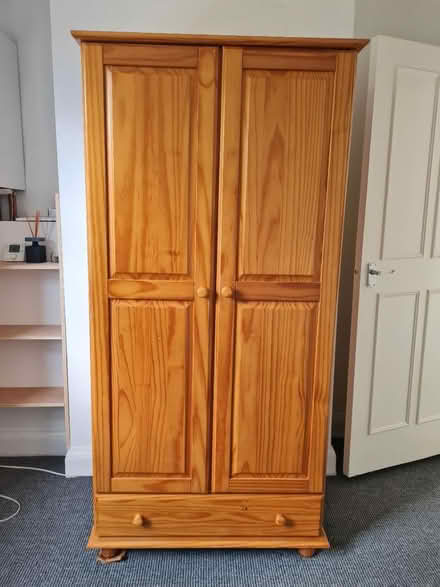 Photo of free Wardrobe (pick up today) (SE25 / CR7) #1