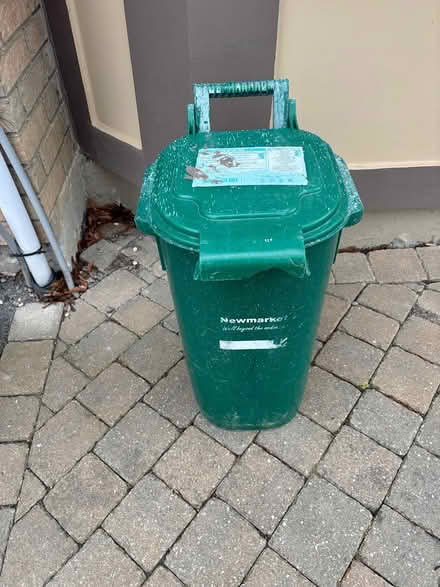 Photo of free Green bin (Mulock & Yonge St) #1