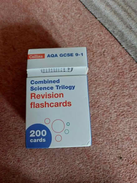 Photo of free Aqa GCSE high science flash cards (Worcester Park KT4) #1
