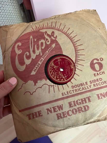 Photo of free Shellac 78’s (Hulme M16) #2