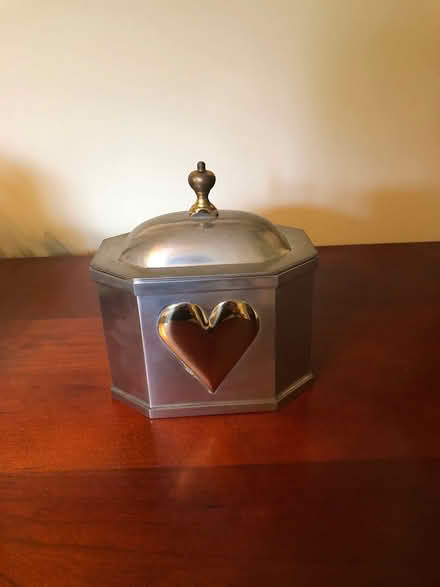 Photo of free Kirk Stieglitz pewter tea caddie (West side) #1