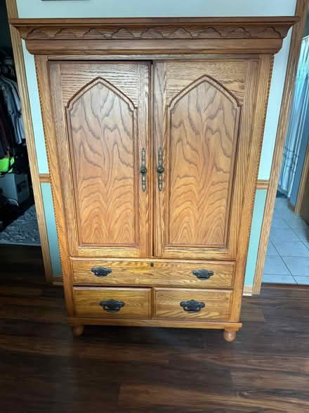 Photo of free Bedroom set (Tinley Park) #1