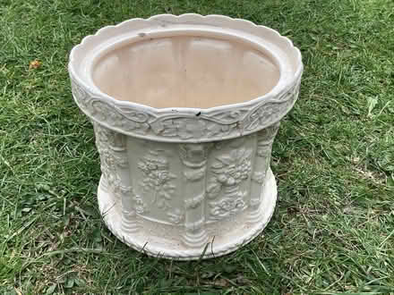 Photo of free Ceramic plant pot (Morecambe LA4) #1
